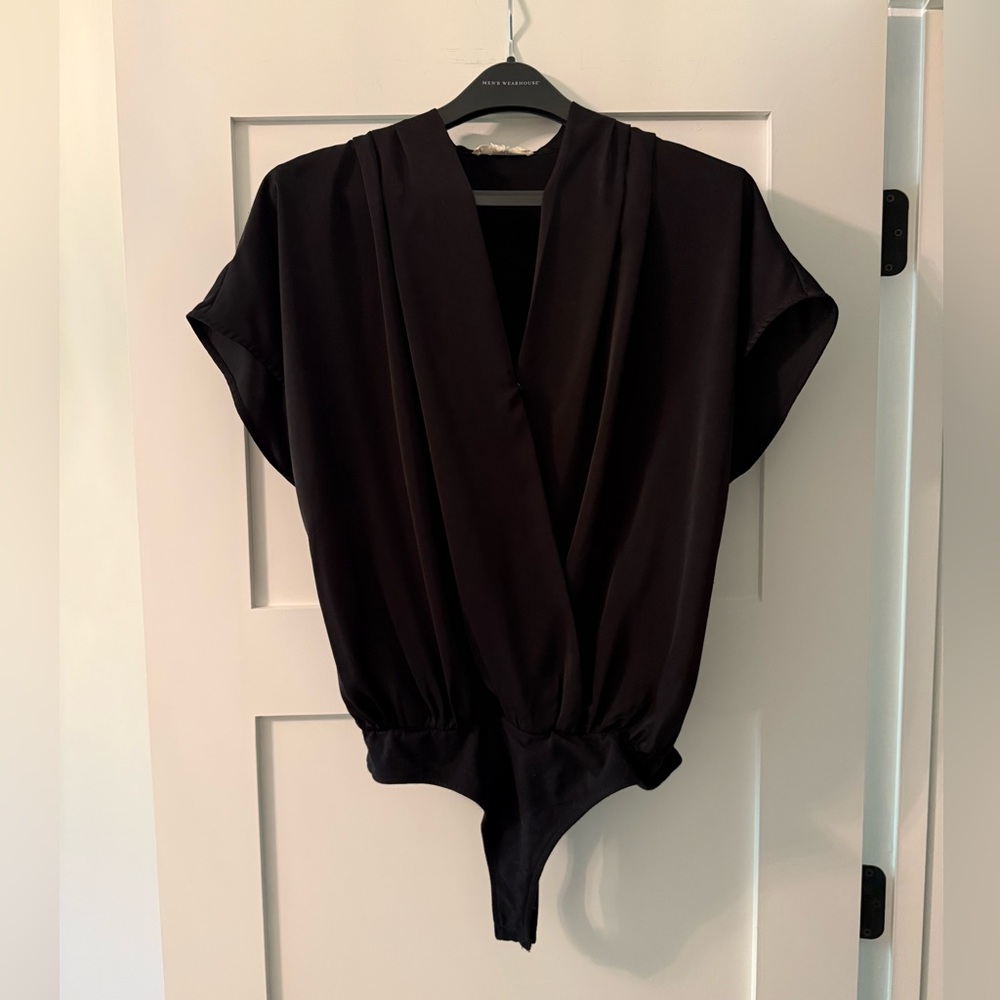 Aiblee Black Surplice Bodysuit - Size Large